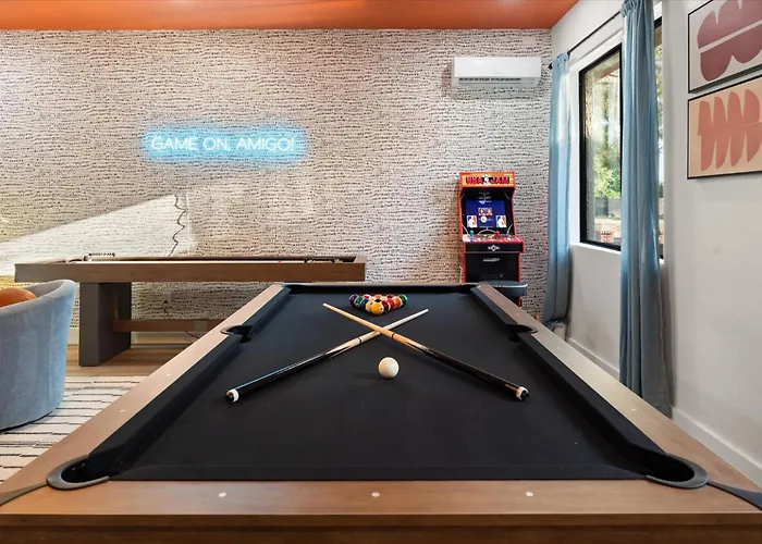 Paradise Lane - Pool - Hot Tub - Sports Court *